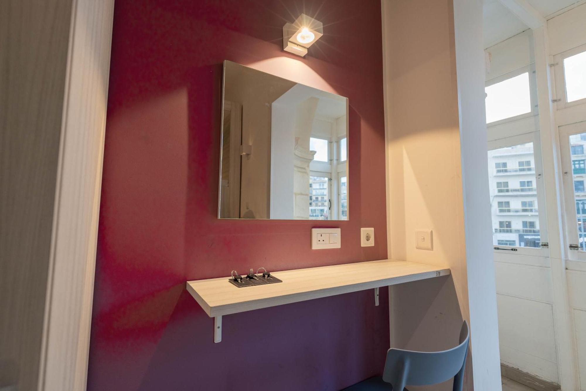 The Rose Hostel Saint Julian's Ngoại thất bức ảnh