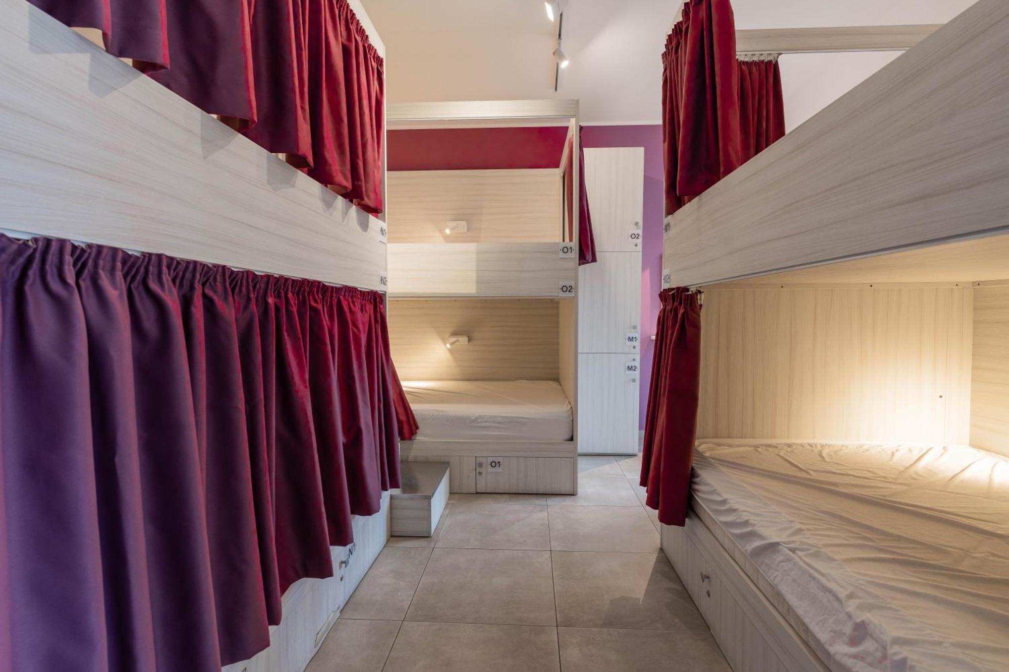 The Rose Hostel Saint Julian's Ngoại thất bức ảnh
