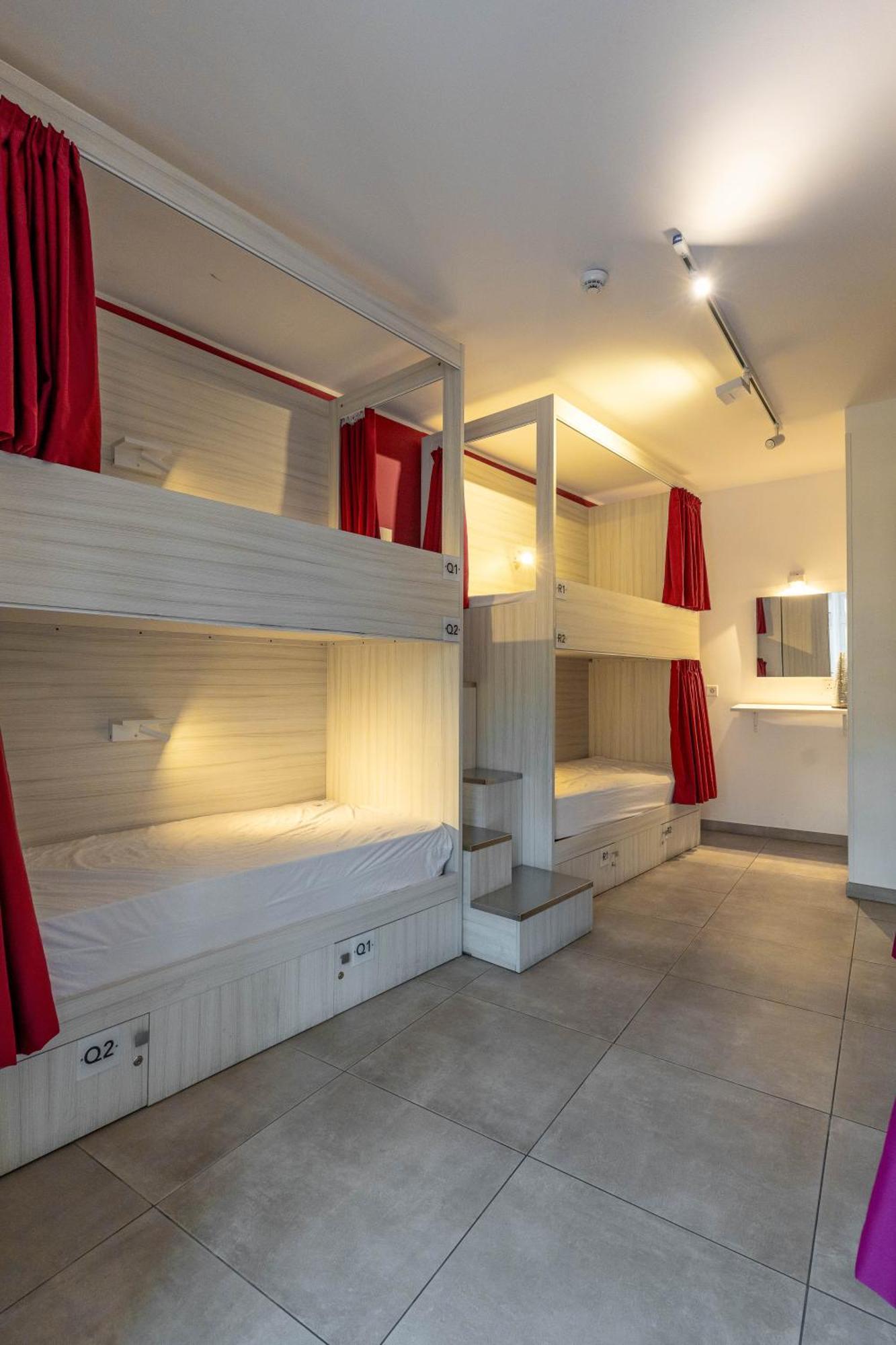 The Rose Hostel Saint Julian's Ngoại thất bức ảnh